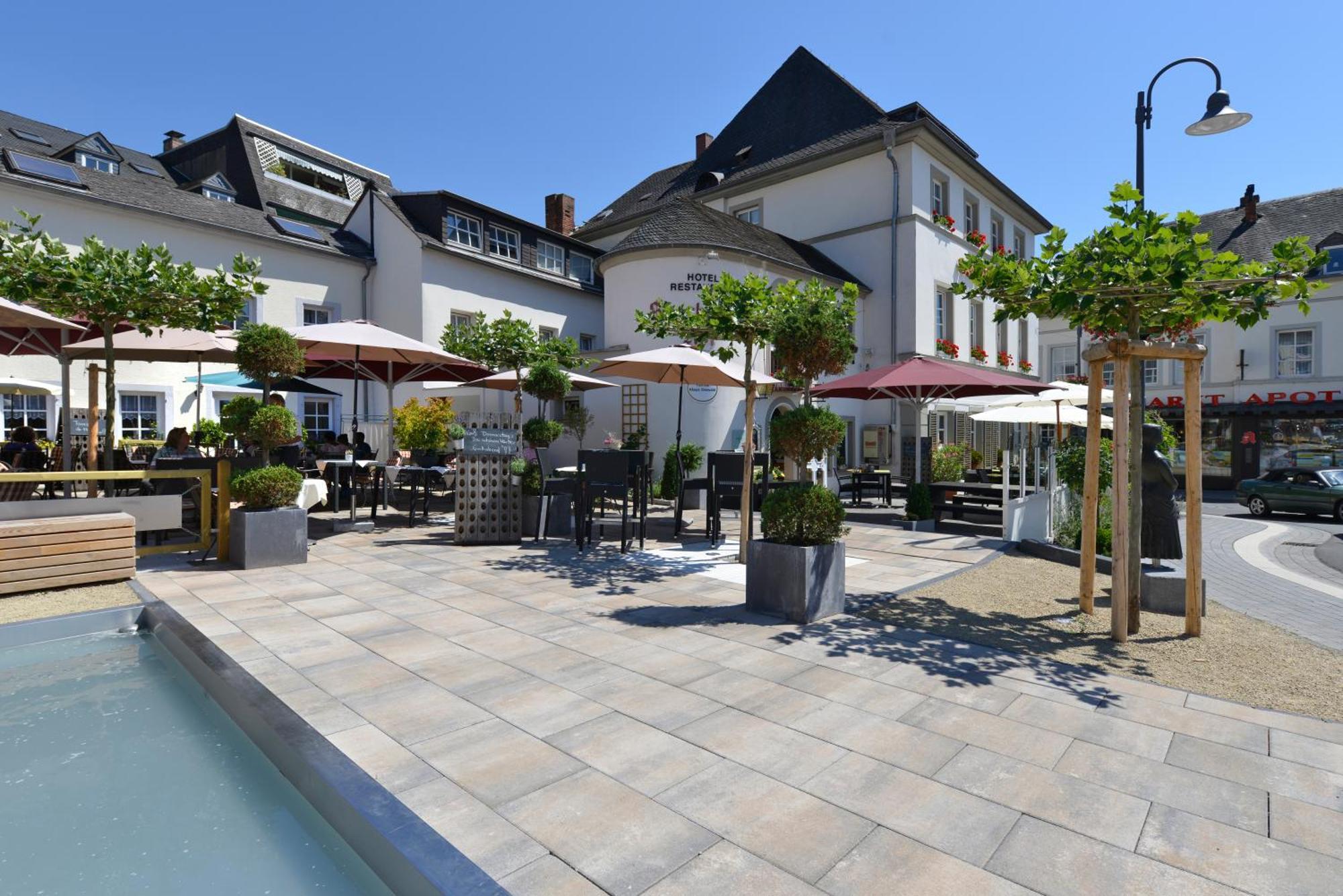 Hotel Saarburger Hof ภายนอก รูปภาพ