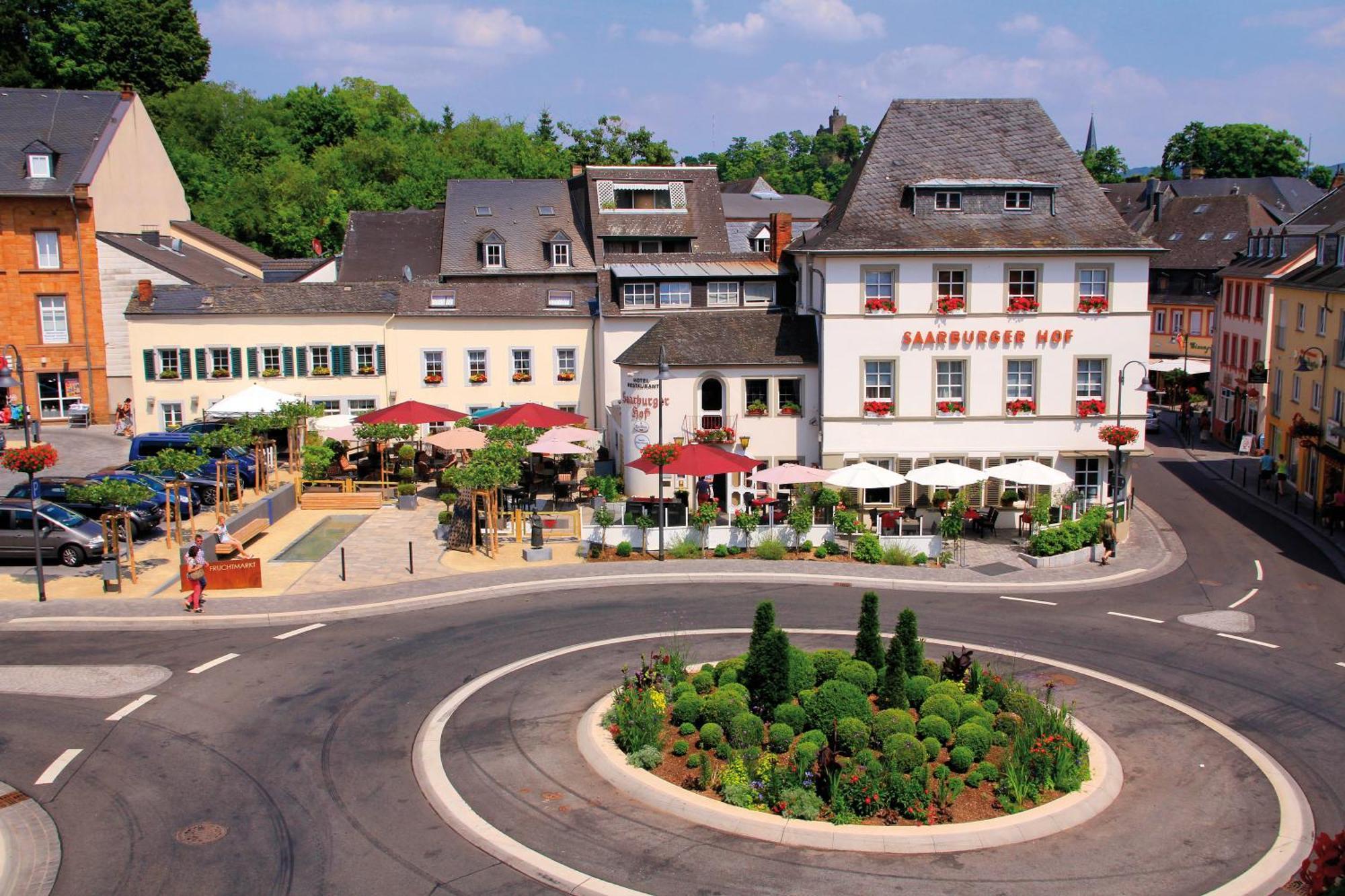 Hotel Saarburger Hof ภายนอก รูปภาพ